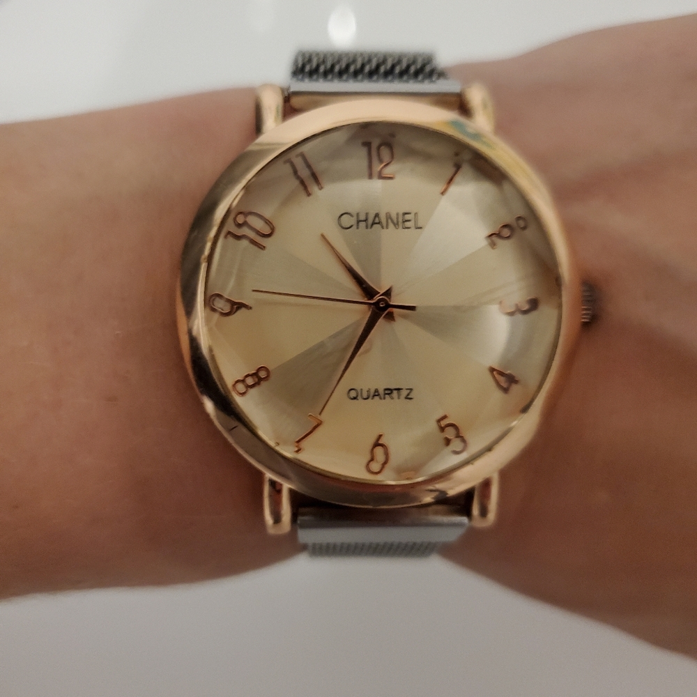 Fashion watch